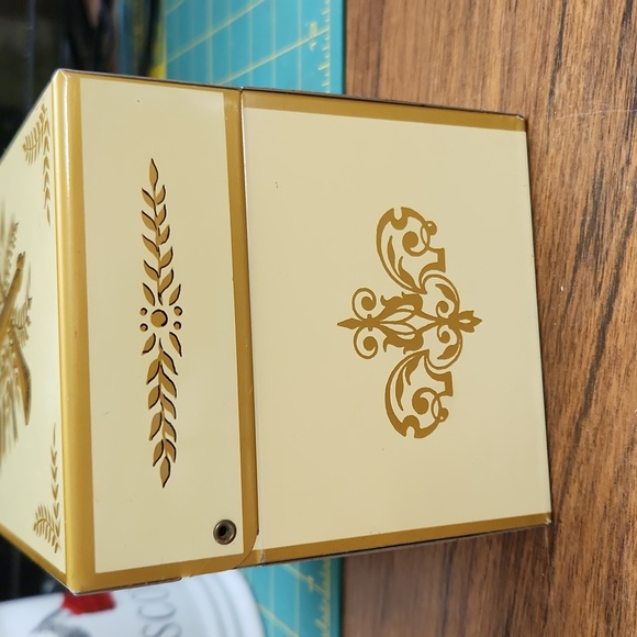 VINTAGE 80s Ohio Art Tin Recipe/Index Box 6" x4" - Picture 3 of 7